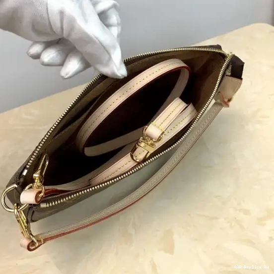 AAA Replica Ru Louis POCHETTE Vuitton ACCESSOIRES 0607